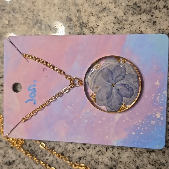 Birth Month Flower Handmade Necklace - Real Dried Flowers in Resin - Picture 1 of 11